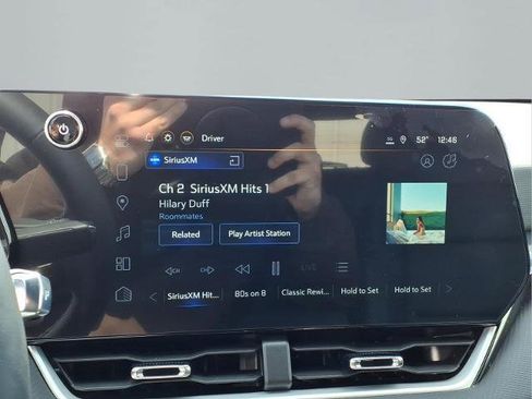 Used 2025 Chevrolet Equinox LT w/ Convenience Package II image 12