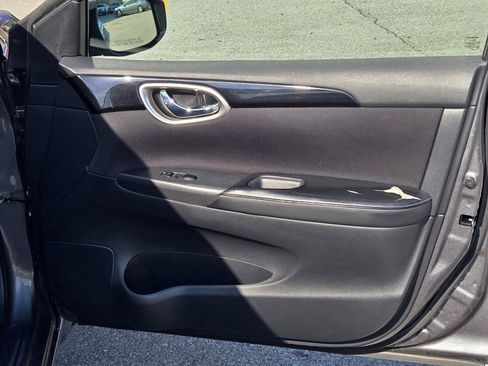 Used 2019 Nissan Sentra SV image 8