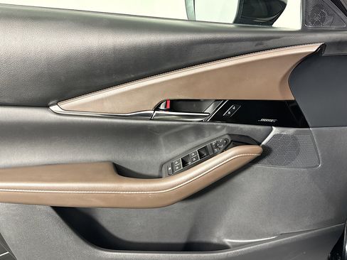 Used 2025 MAZDA CX-30 AWD 2.5 S w/ Premium Package image 16