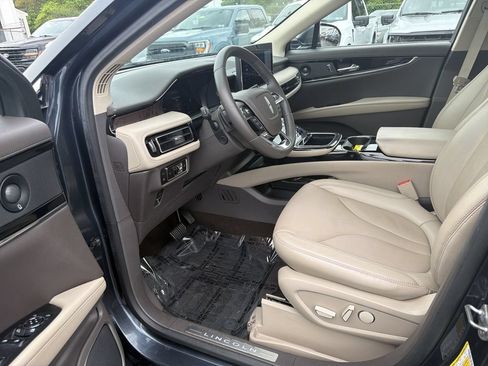 Certified 2023 Lincoln Nautilus Reserve w/ Equipment Group 201A AWD/4WD image 12