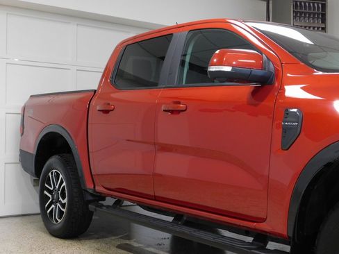 Used 2024 Ford Ranger Lariat w/ FX4 Off-Road Package image 14