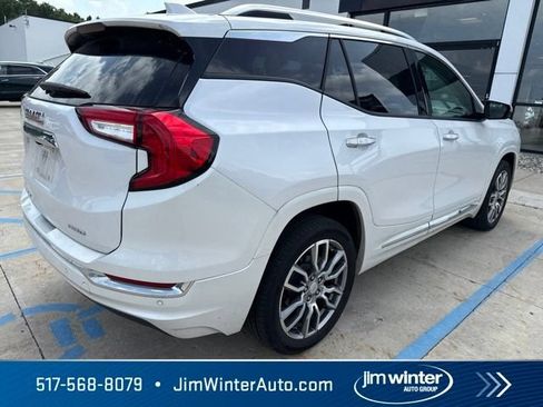 Used 2023 GMC Terrain Denali w/ Denali Premium Package AWD/4WD image 7