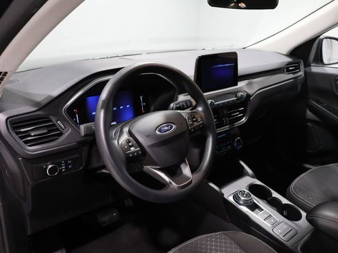 Used 2025 Ford Escape Active image 13