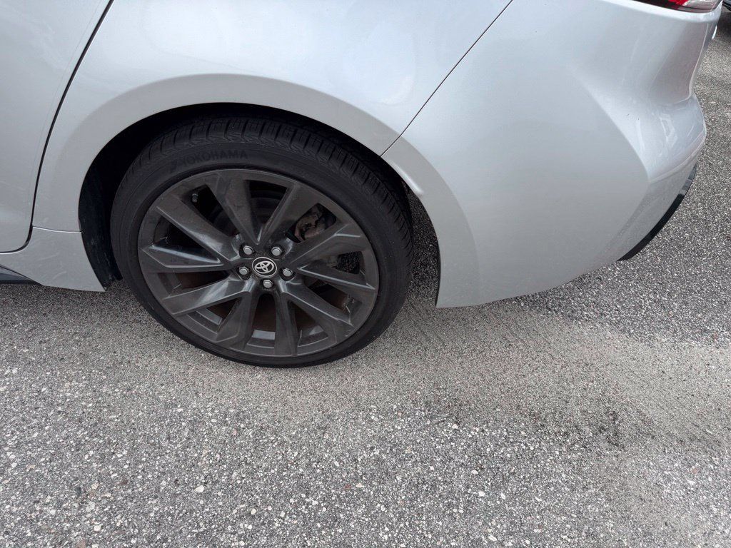 Used 2024 Toyota Corolla SE FWD image 8