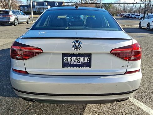 Used 2018 Volkswagen Passat 3.6 image 5