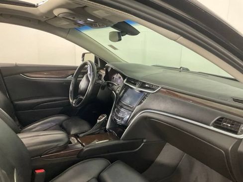 Used 2014 Cadillac XTS Luxury AWD/4WD image 24