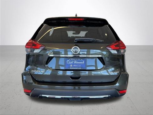 Used 2017 Nissan Rogue SL w/ SL Premium Package AWD/4WD image 8