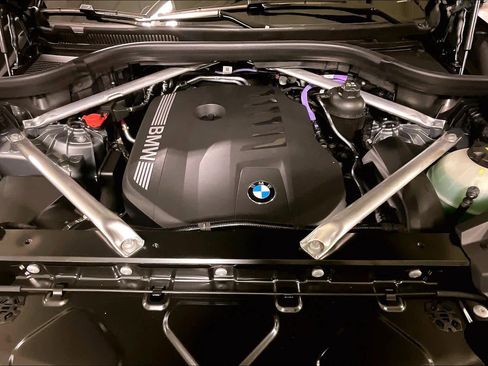 New 2026 BMW X5 sDrive40i w/ Climate Comfort Package image 16