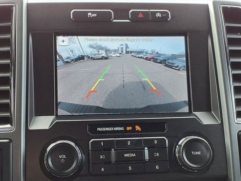 Used 2019 Ford F150 XLT w/ Equipment Group 302A Luxury image 18