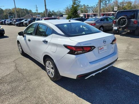 Used 2025 Nissan Versa S w/ Trunk Package image 3