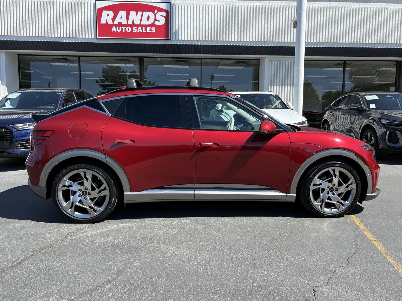 Used 2024 Genesis GV60 Performance AWD/4WD image 2