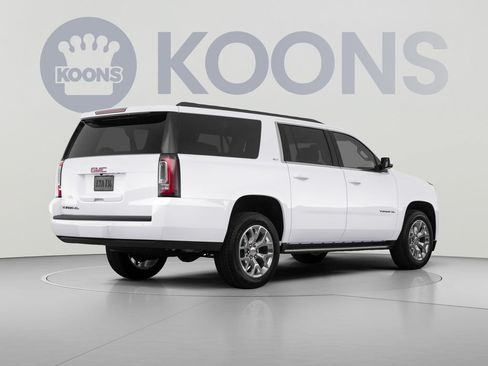 Used 2018 GMC Yukon XL SLT w/ Open Road Package AWD/4WD image 4