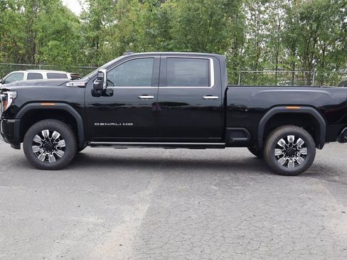 New 2026 GMC Sierra 2500 Denali w/ Max Trailering Package AWD/4WD image 5