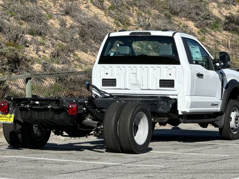 New 2025 Ford F550 XL image 4