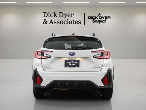 Used 2024 Subaru Crosstrek 2.0i Premium AWD/4WD image 10