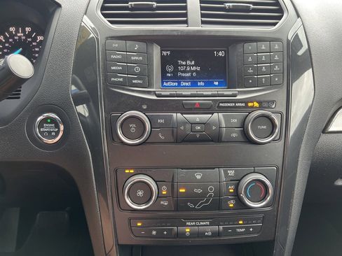 Certified 2019 Ford Explorer XLT image 31