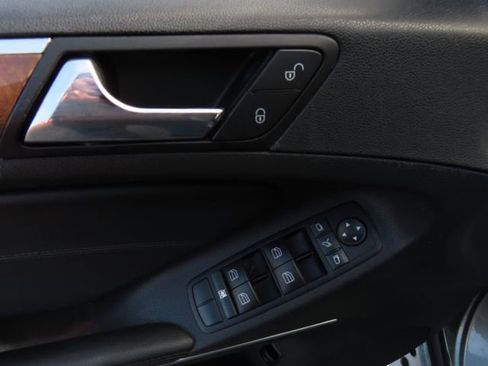 Used 2011 Mercedes-Benz ML 350 4MATIC image 20