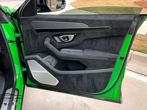 Used 2024 Lamborghini Urus Performante image 22