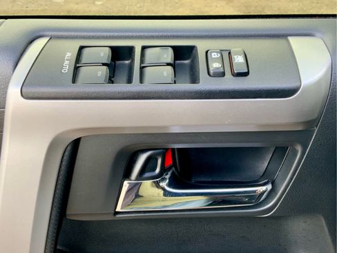 Used 2022 Toyota 4Runner SR5 Premium image 50