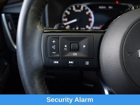 Used 2023 Nissan Rogue SV w/ SV Premium B Package AWD/4WD image 5