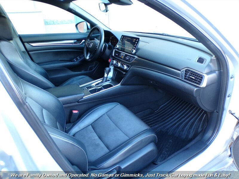Used 2018 Honda Accord Sport image 28