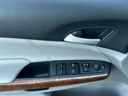 Used 2012 Honda Accord EX-L image 11