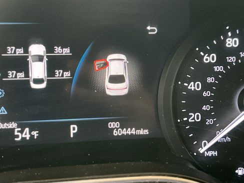 Used 2019 Toyota Avalon XLE image 12