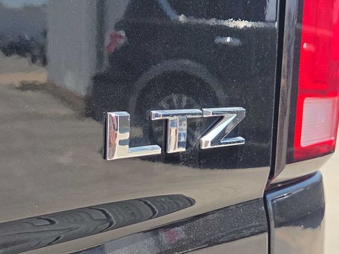 Used 2024 Chevrolet Silverado 2500 LTZ AWD/4WD image 11