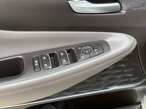 Used 2019 Hyundai Santa Fe Limited image 17