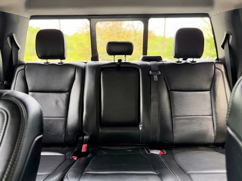 Used 2019 Ford F350 Lariat w/ Chrome Package AWD/4WD image 26