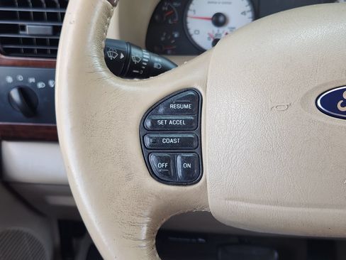 Used 2006 Ford F250 4x4 Crew Cab Super Duty image 30