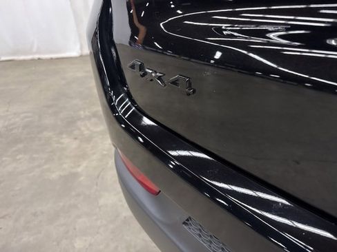 Used 2019 Jeep Compass Sport image 21