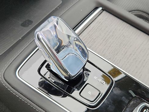 Used 2026 Volvo XC90 T8 Ultra w/ Protection Package Premier image 14