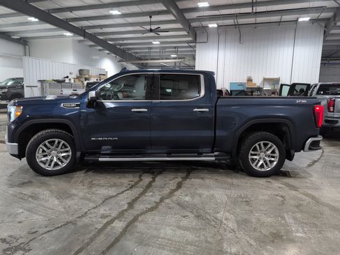 Used 2019 GMC Sierra 1500 SLT w/ SLT Premium Plus Package AWD/4WD image 5