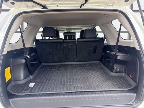 Used 2019 Toyota 4Runner Limited w/ Convenience Package AWD/4WD image 12