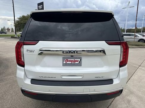 Used 2022 GMC Yukon SLT w/ SLT Premium Package RWD image 6