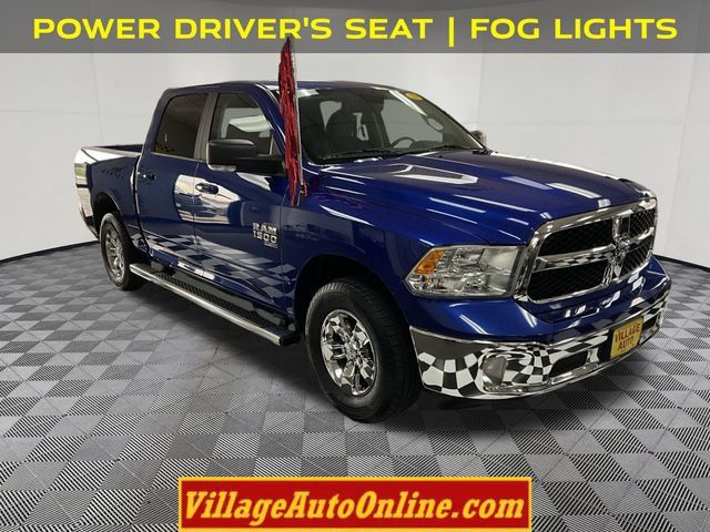 Used 2019 RAM 1500 Classic SLT w/ Luxury Group AWD/4WD image 5