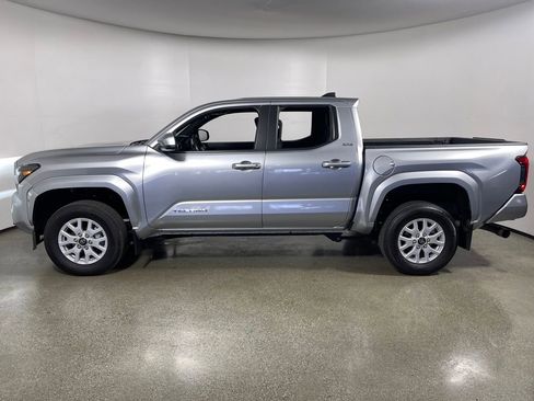 Certified 2024 Toyota Tacoma SR5 image 6