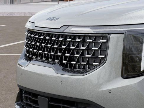 New 2025 Kia Carnival SX Prestige image 12