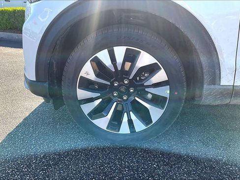 New 2026 Ford Explorer Platinum w/ LUX Leather Package image 12