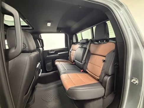 Certified 2026 Chevrolet Silverado 3500 High Country w/ High Country Premium Package AWD/4WD image 24