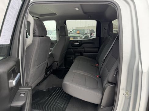 Used 2021 Chevrolet Silverado 1500 LT image 19