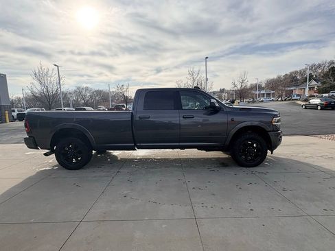 Used 2022 RAM 3500 Laramie w/ Night Edition image 6