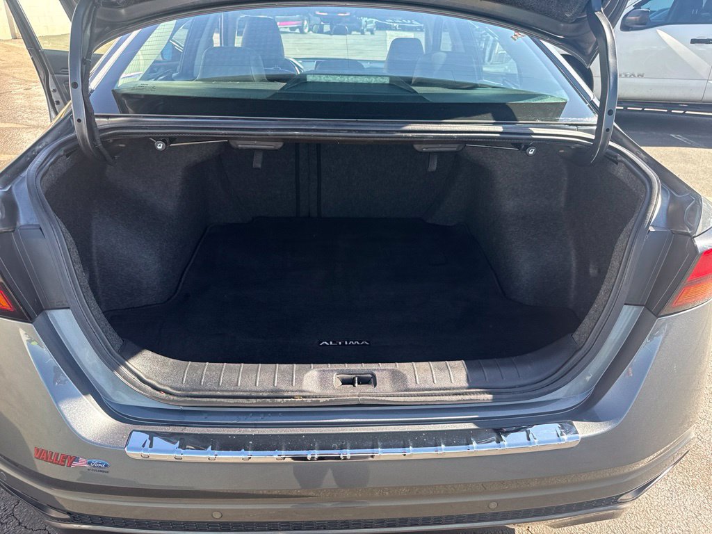 Used 2022 Nissan Altima 2.5 SR FWD image 32