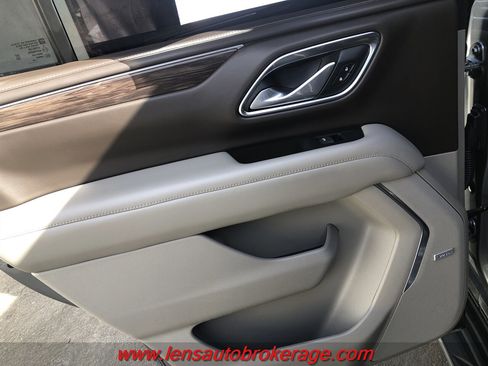 Used 2021 Chevrolet Tahoe LT image 16