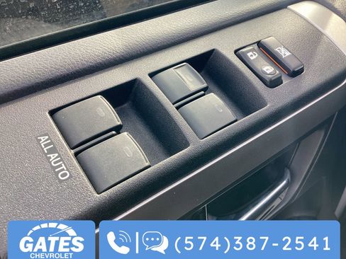 Used 2016 Toyota 4Runner SR5 image 26