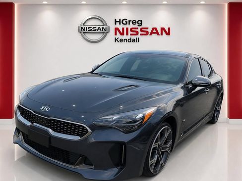 Used 2020 Kia Stinger GT2 RWD image 3