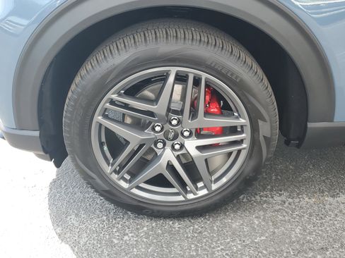 Certified 2025 Ford Explorer ST image 4