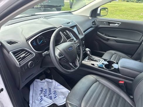 Used 2018 Ford Edge SEL w/ Equipment Group 201A FWD image 18