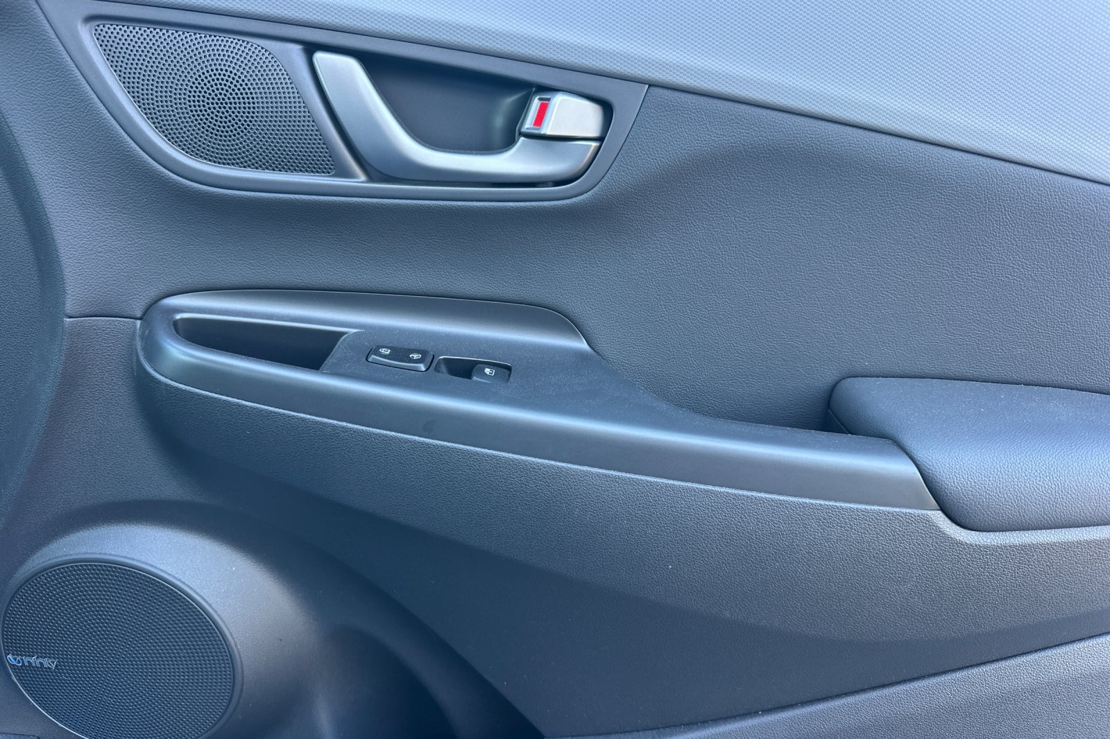 Used 2019 Hyundai Kona Ultimate AWD/4WD image 20